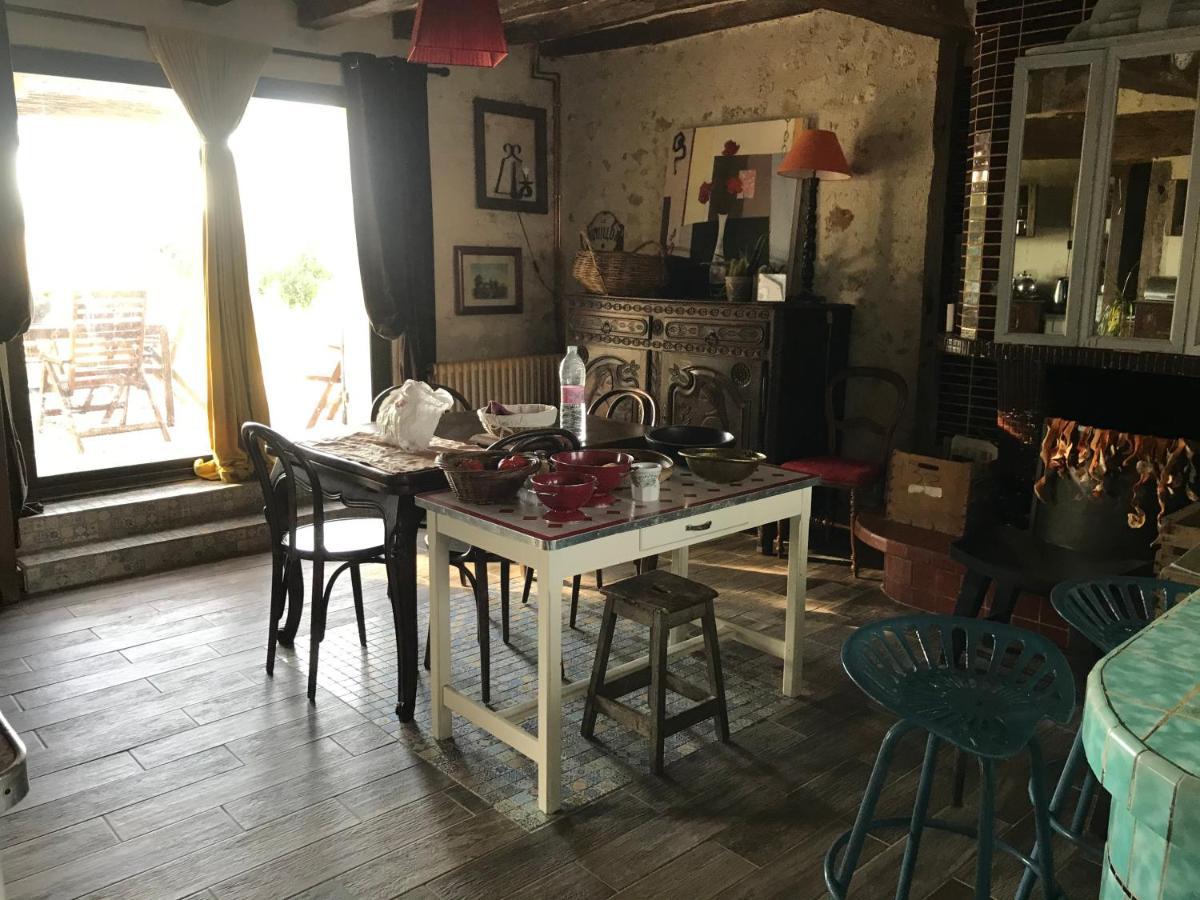 Chambre D'Hotes Chez Gustave & Compagnie Choussy Eksteriør billede